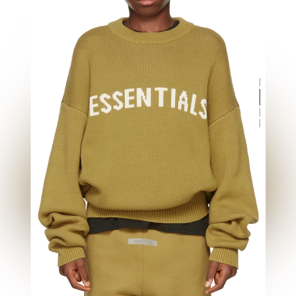 Essential kids sweater